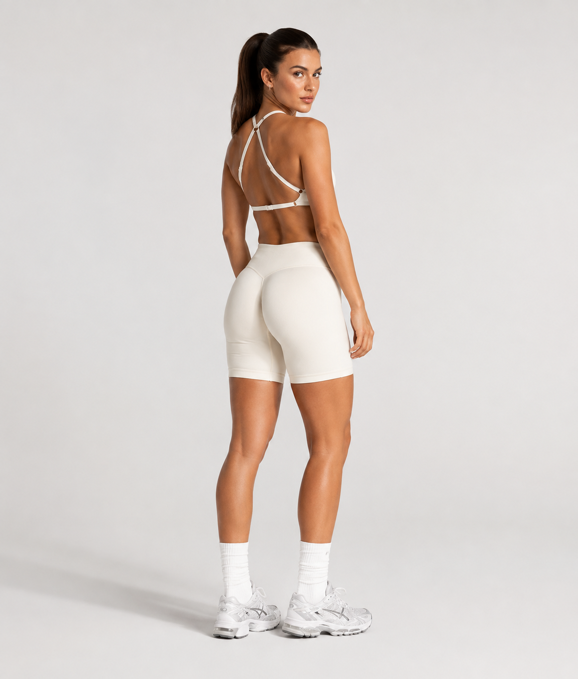 Short Sculpt Scrunch